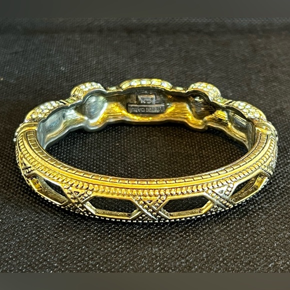 HEIDI DAUS Bracelet Swarovski Crystal Bracelet Slip On - Classic ~Gorgeous! - Picture 8 of 15